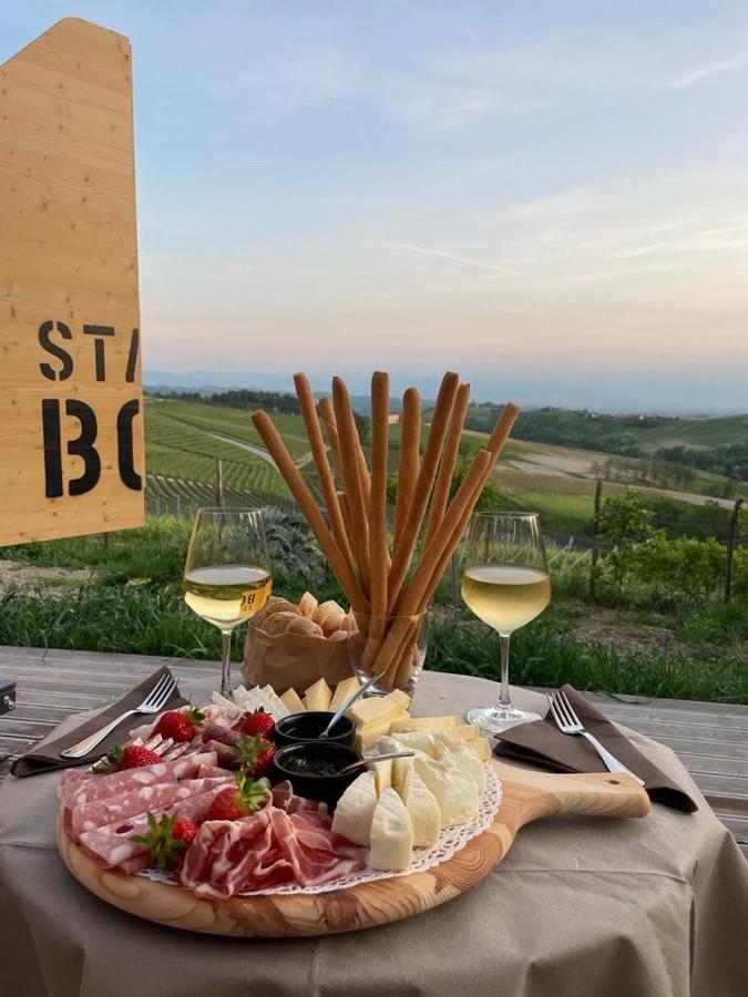 Agriturismo La Ca Veja Monforte dʼAlba Екстериор снимка
